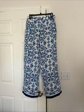 Bwear NWOT Blue & White Floral Print Wide-Leg Pants